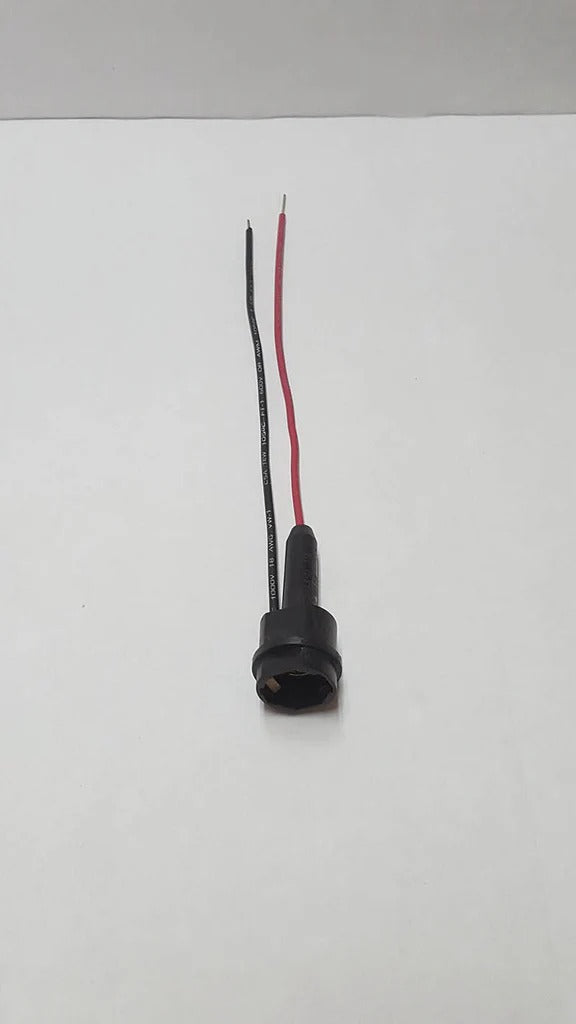 FUSE HOLDER FOR SENTRY PELLET DROPPER